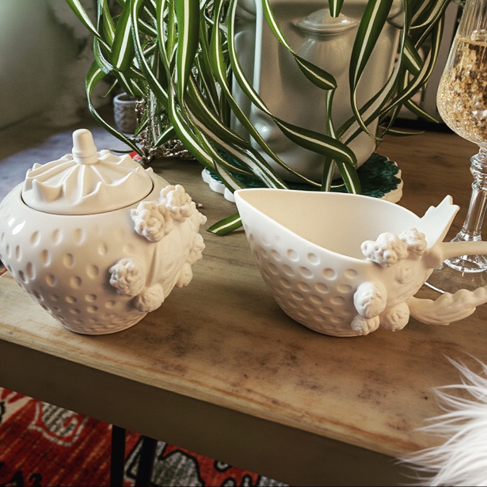 Grace’s Teaware Sugar Bowl and Creamer